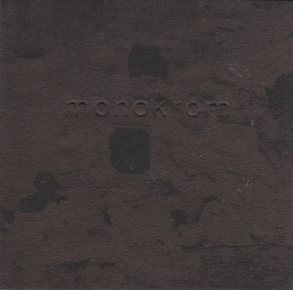 Monokrom cover